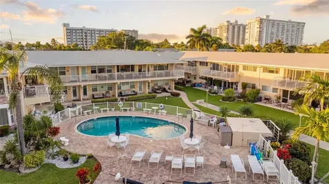 3216 SE 12th Street Pompano Beach FL 33062
