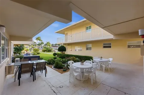 3216 SE 12th Street Pompano Beach FL 33062