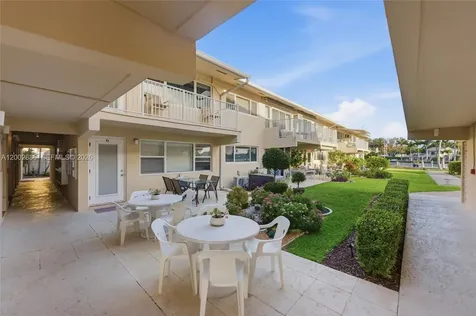 3216 SE 12th Street Pompano Beach FL 33062