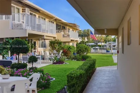 3216 SE 12th Street Pompano Beach FL 33062