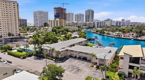 3216 SE 12th Street Pompano Beach FL 33062