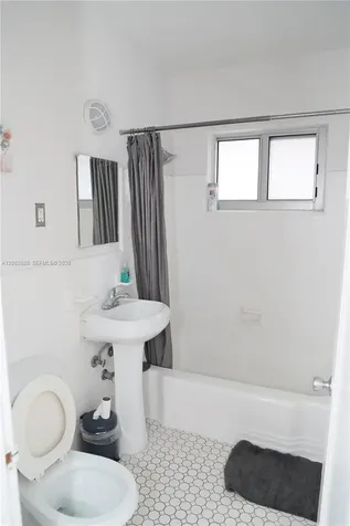215 Antilla Avenue Coral Gables FL 33134