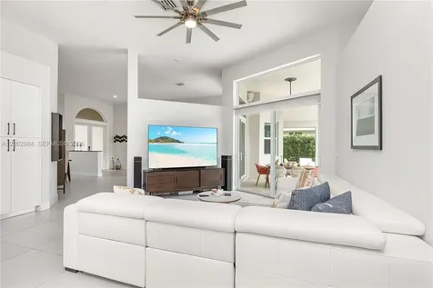 2614 Oakbrook Court Weston FL 33332