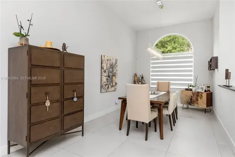 2614 Oakbrook Court Weston FL 33332