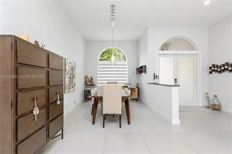 2614 Oakbrook Court Weston FL 33332
