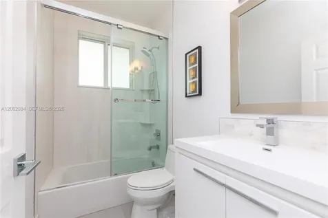 2614 Oakbrook Court Weston FL 33332
