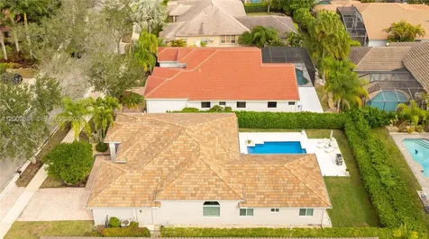 2614 Oakbrook Court Weston FL 33332