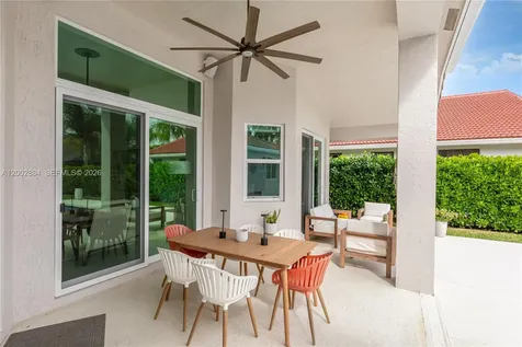 2614 Oakbrook Court Weston FL 33332