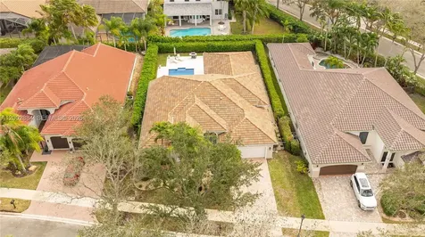 2614 Oakbrook Court Weston FL 33332