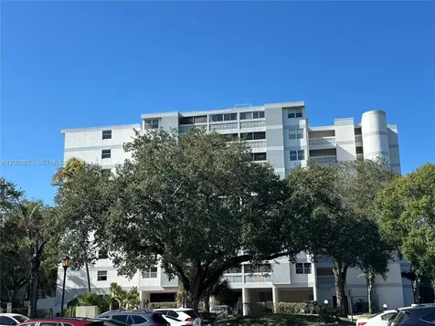 3301 Spanish Moss Terrace Lauderhill FL 33319