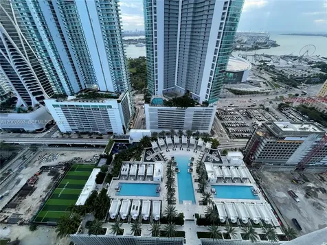 851 NE 1st Avenue Miami FL 33132