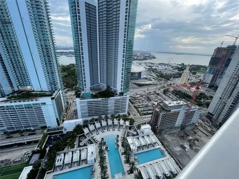 851 NE 1st Avenue Miami FL 33132