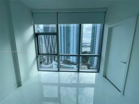 851 NE 1st Avenue Miami FL 33132