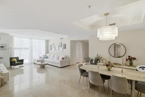 801 Brickell Key Boulevard Miami FL 33131