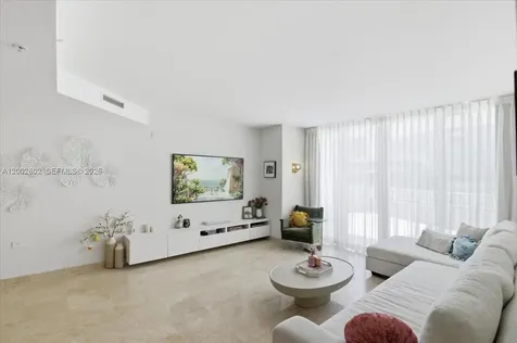 801 Brickell Key Boulevard Miami FL 33131