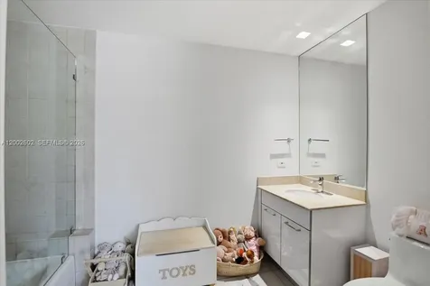 801 Brickell Key Boulevard Miami FL 33131