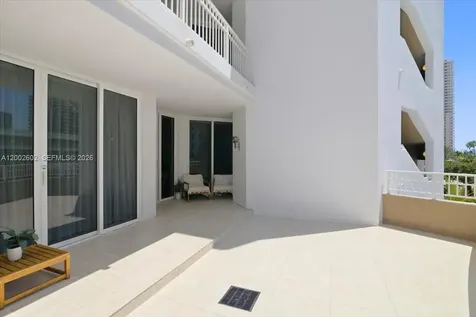801 Brickell Key Boulevard Miami FL 33131