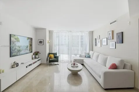 801 Brickell Key Boulevard Miami FL 33131