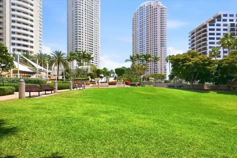 801 Brickell Key Boulevard Miami FL 33131