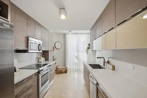 801 Brickell Key Boulevard Miami FL 33131