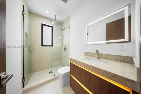 260 NW 47th Street Miami FL 33127