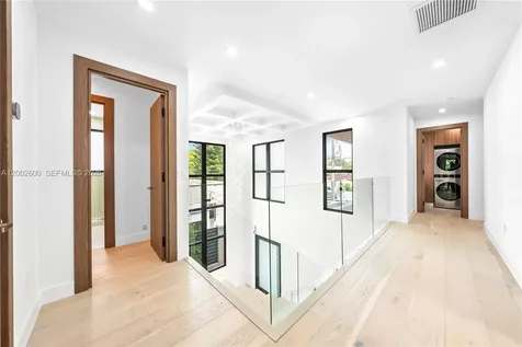 260 NW 47th Street Miami FL 33127