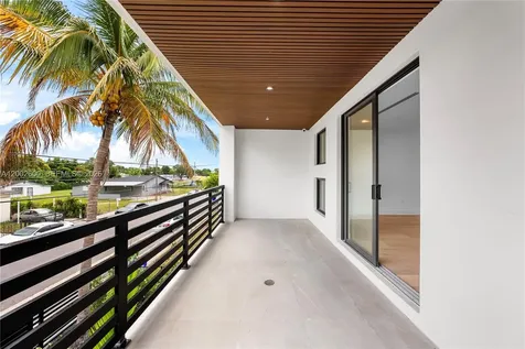 260 NW 47th Street Miami FL 33127