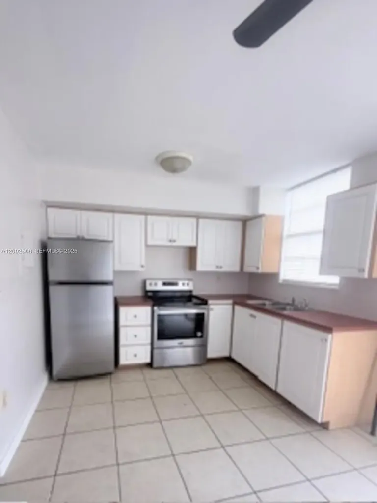 5966 SW 68th Street Miami FL 33143