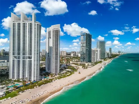 18201 Collins Avenue Sunny Isles Beach FL 33160