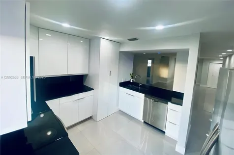 199 SW 12th Avenue Miami FL 33130