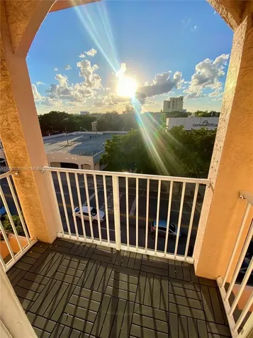 199 SW 12th Avenue Miami FL 33130
