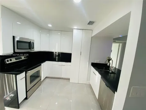 199 SW 12th Avenue Miami FL 33130