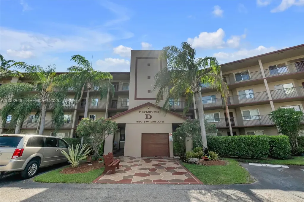 850 SW 138th Avenue Pembroke Pines FL 33027