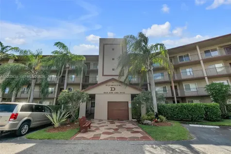 850 SW 138th Avenue Pembroke Pines FL 33027