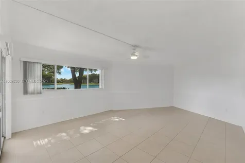 850 SW 138th Avenue Pembroke Pines FL 33027