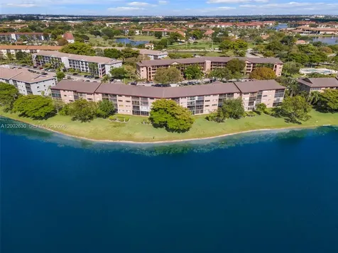 850 SW 138th Avenue Pembroke Pines FL 33027