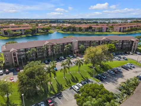 850 SW 138th Avenue Pembroke Pines FL 33027