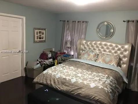 8067 NW 199th Terrace Hialeah FL 33015