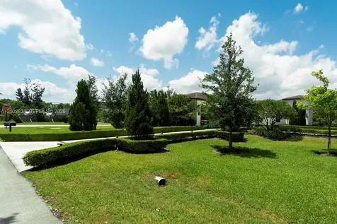 11791 NW 6th Place Plantation FL 33325