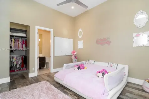 11791 NW 6th Place Plantation FL 33325
