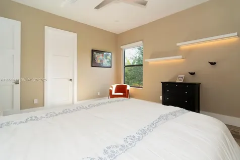 11791 NW 6th Place Plantation FL 33325