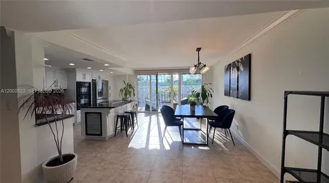 903 NE 27th Avenue Hallandale Beach FL 33009