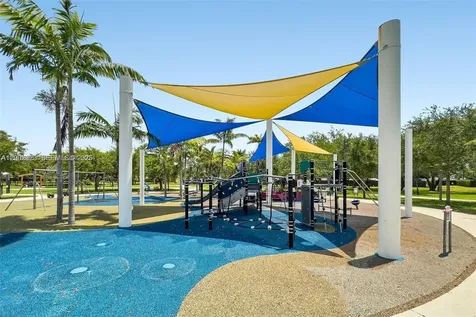 903 NE 27th Avenue Hallandale Beach FL 33009