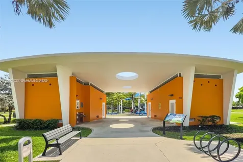 903 NE 27th Avenue Hallandale Beach FL 33009
