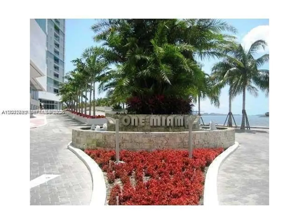 Miami FL 33131