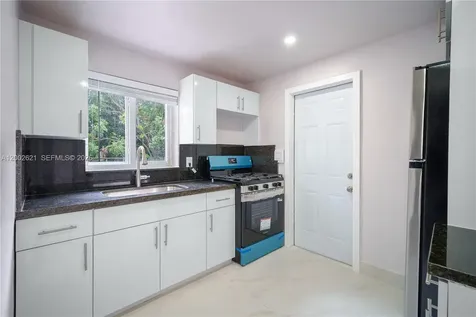 2456 Jackson Street Hollywood FL 33020