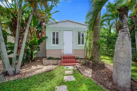 2456 Jackson Street Hollywood FL 33020