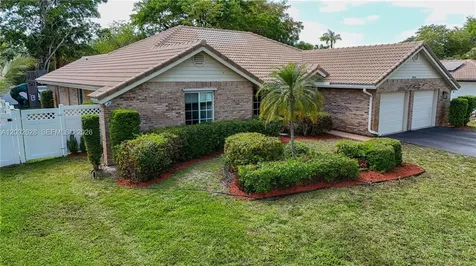 966 NW 114th Avenue Coral Springs FL 33071