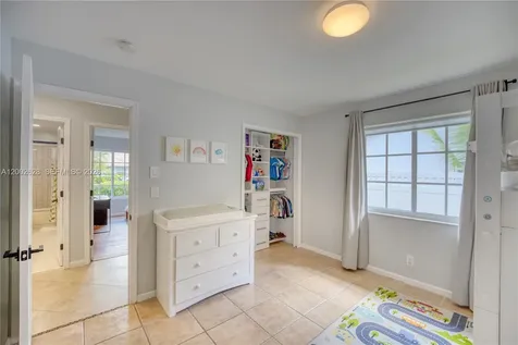 966 NW 114th Avenue Coral Springs FL 33071