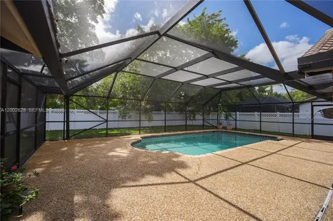 966 NW 114th Avenue Coral Springs FL 33071